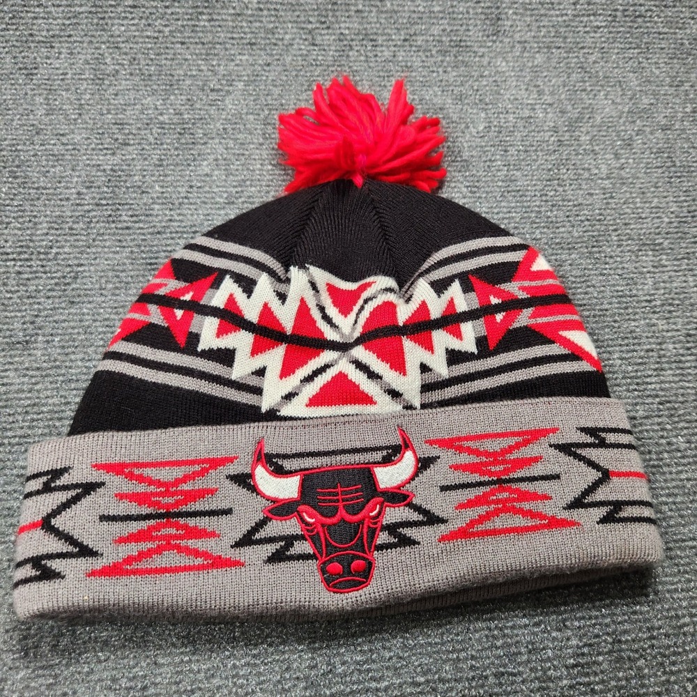 Mitchell & Ness Chicago Bulls Beanie Hat Red Black Grey Aztec Knit Pom KN50Z
